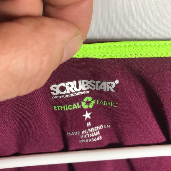 Scrub star women’s active V-neck top size medium - Picture 6 of 12